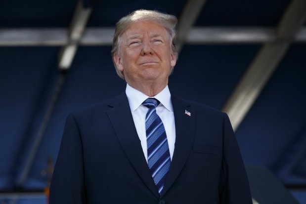 «Менга раҳмат айтинглар»: Трамп Шимолий Корея билан урушнинг олдини олганини айтиб мақтанди