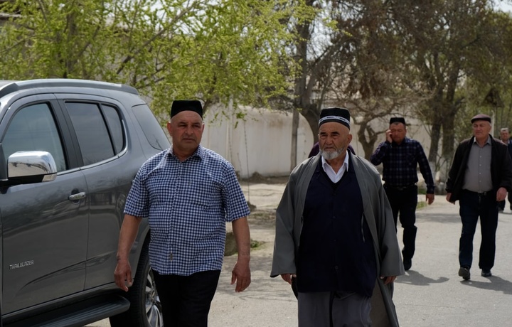 Buxoro: yangi masjidda o‘qilgan Hayit namozi shukuhi (foto)