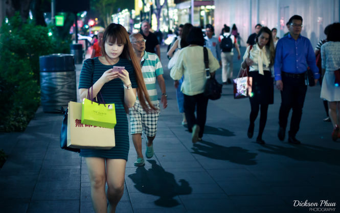 В Южной Корее будут блокировать смартфоны во время ходьбы