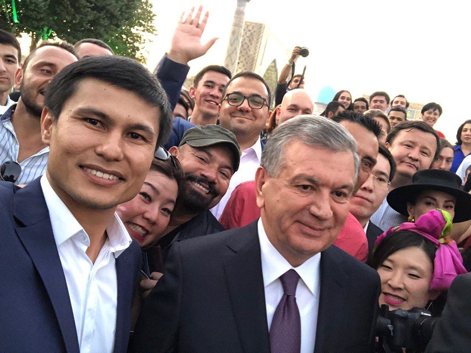 Yangi fond taniqli jurnalist va blogerlardan iborat jamoatchilik kengashi tuzmoqda