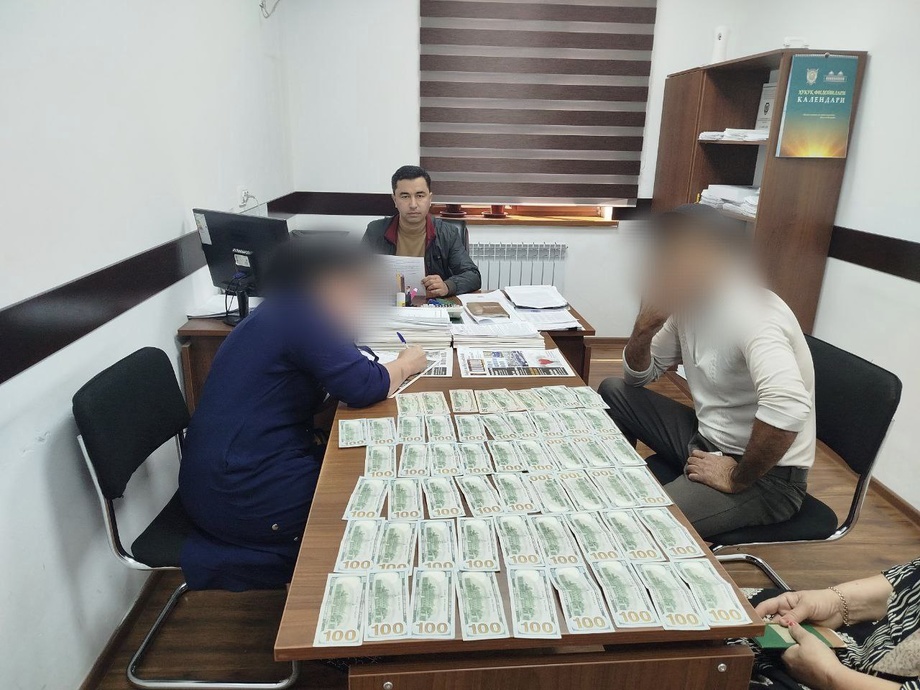 Қарздан «чекиниб» юрган қайнота невараси учун алиментни қоплашга мажбур бўлди