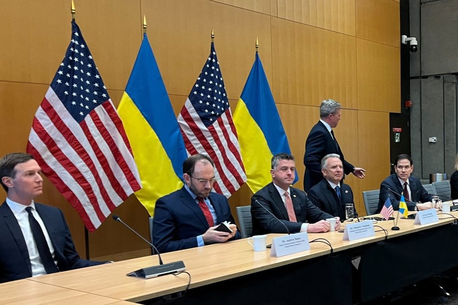 ОАВ: Трампнинг тинчлик режаси қисқартирилди