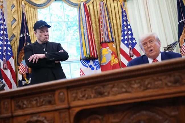 Трамп ва Маск ижтимоий тармоқларда даҳанаки жангларга киришди