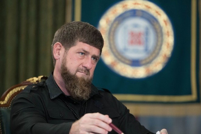 Источник рассказал о состоянии Кадырова, у которого подозревают COVID-19