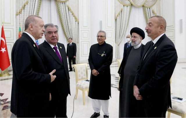 На этой неделе в Ташкенте пройдет шестнадцатый саммит Организации экономического сотрудничества