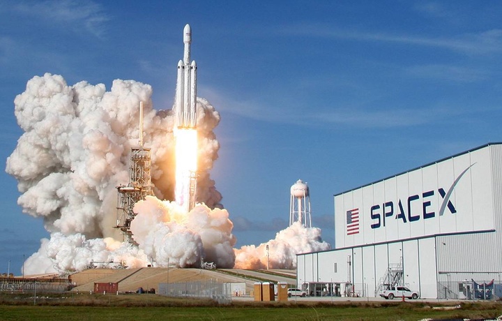 Ўзбекистон SpaceX билан музокара бошлади