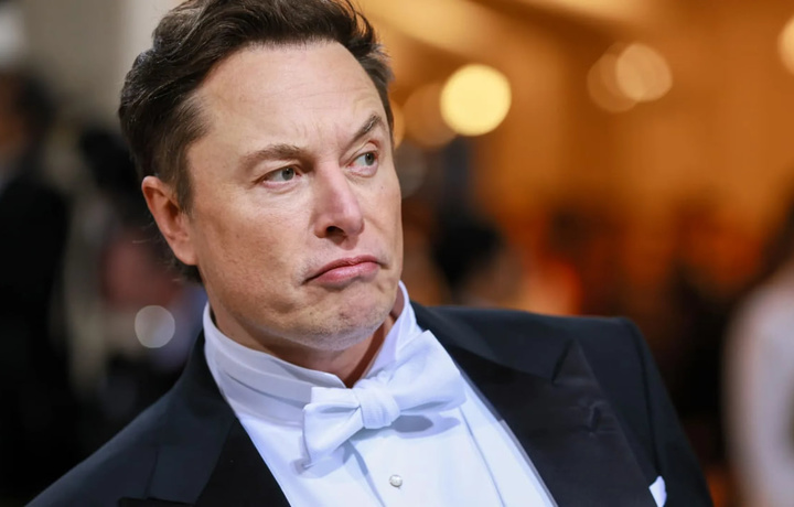 Elon Mask bir kunda 13 mlrd dollar yo‘qotdi