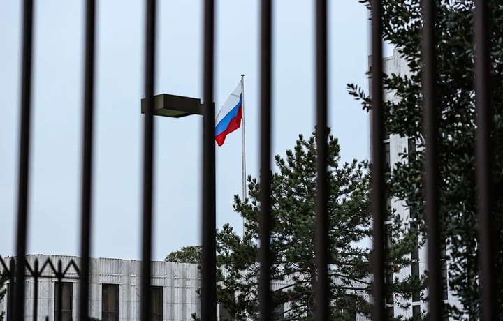 Politico: Yevroittifoq Rossiyani «qora ro‘yxati»ga kiritdi