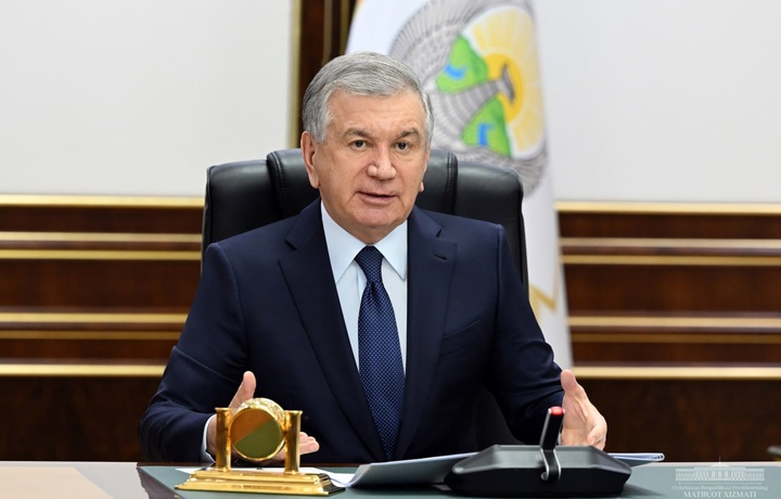 Президент камбағалликни қисқартириш бўйича тақдимот билан танишди