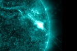 Қуёш чақнаши NASA томонидан қайд этилди.