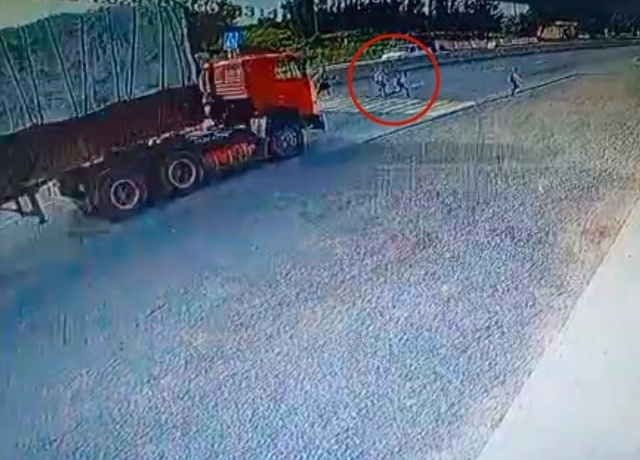 В Кашкадарье водитель грузовика насмерть сбил 9-летнего ребенка