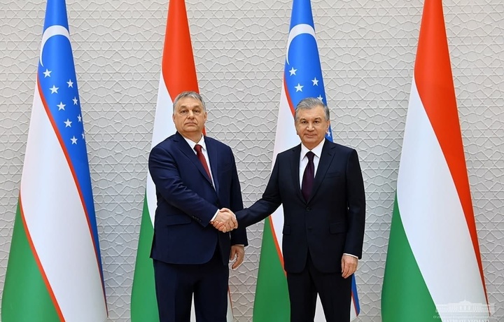 Лидеры Узбекистана и Венгрии обсудили перспективы развития сотрудничества в ряде сфер