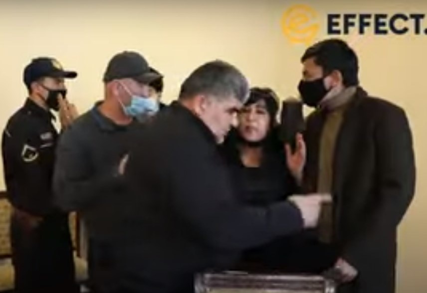 Бош прокуратура: 2 мухбир ва 1 аёлга нисбатан қидирув эълон қилинган