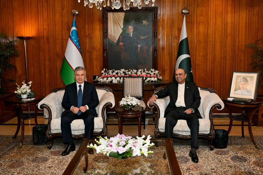Prezident Shavkat Mirziyoyev Pokiston prezidentini O‘zbekistonga taklif qildi