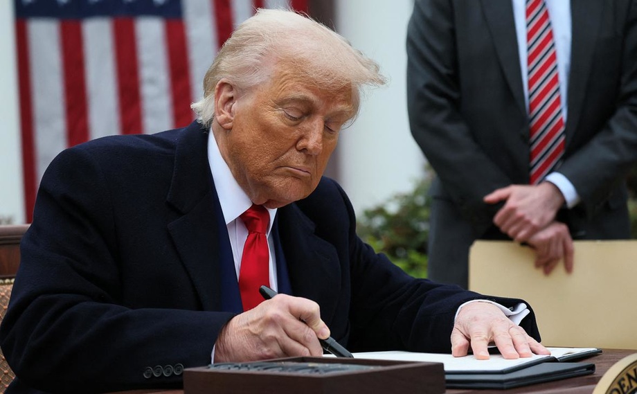 Трамп ввел пошлины против восьми европейских стран из-за Гренландии