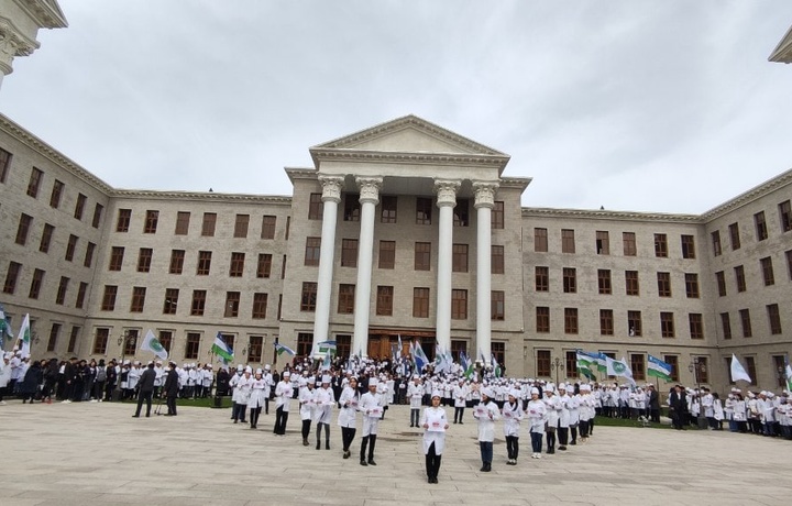 1000 nafar o‘qituvchi va shifokor donorlik qildi