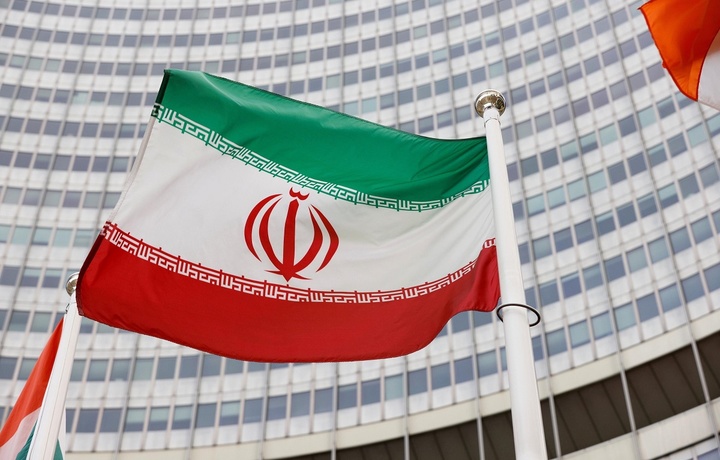 10 йиллик танаффусдан кейин Эронга қарши санкциялар тикланди