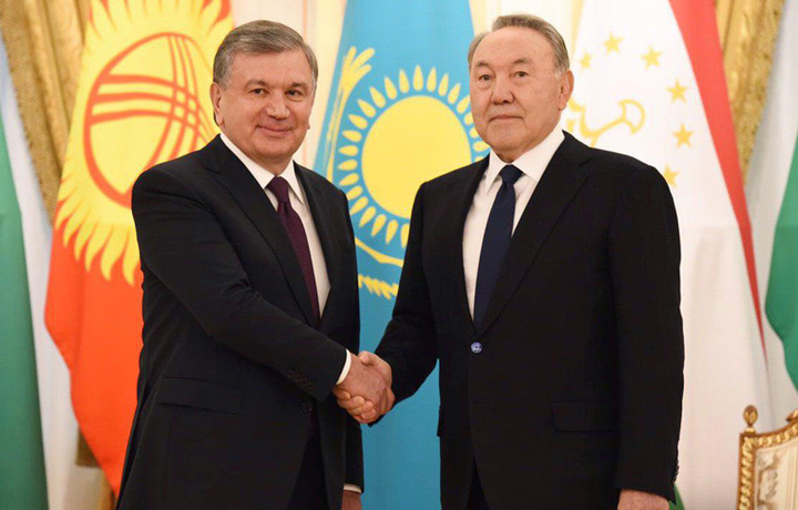 Нурсултон Назарбоев Шавкат Мирзиёев билан учрашишни соғинганини айтди
