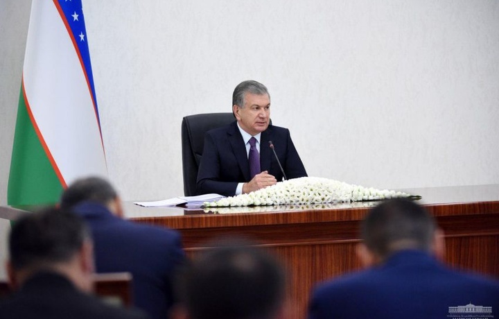 Шавкат Мирзиёев Тошкент вилоятида саноатни ривожлантириш бўйича йиғилиш ўтказди
