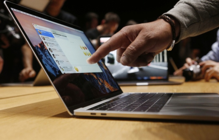 В США запретили провозить в самолетах ноутбуки Apple