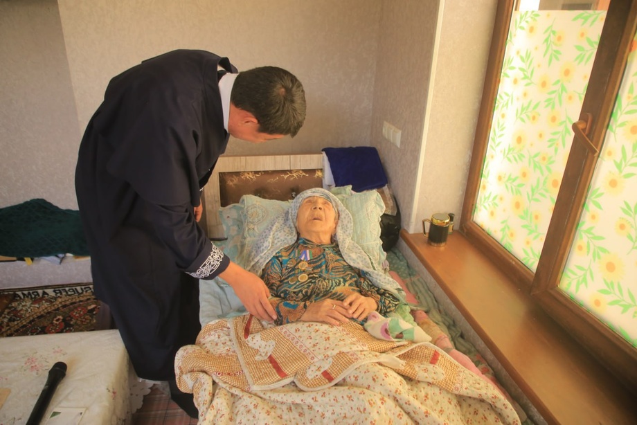 130-летняя женщина из Ферганы признана самой пожилой жительницей Узбекистана