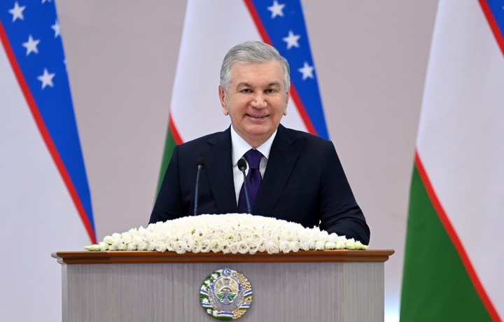 Prezident mukofotlarni topshirib, yana bir bor yoshlarga murojaat qildi
