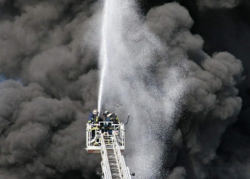 Двое граждан Узбекистана погибли в пожаре в Подмосковье