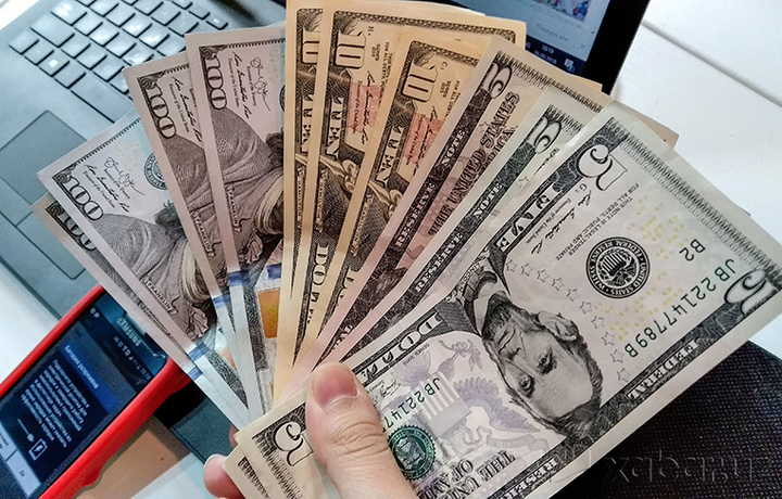 Dushanbadan dollar kursi biroz qimmatlaydi