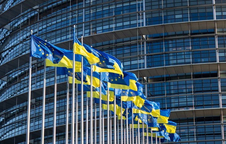 Украина музлатилган Россия активлари ҳисобидан яна 1 млрд евро олди