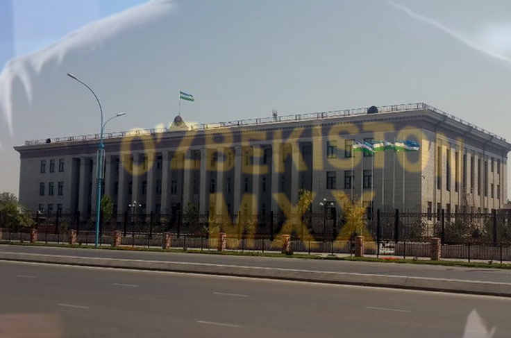 Bir yigit bilan mast togri yigit haqida porno film