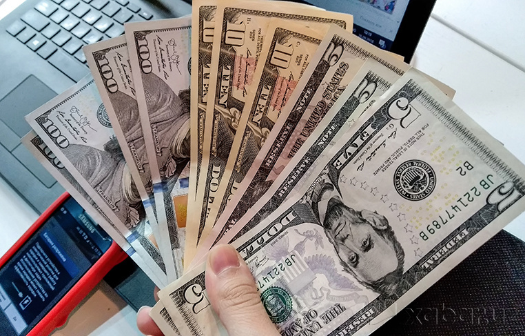 Душанбадан доллар курси бироз қимматлайди