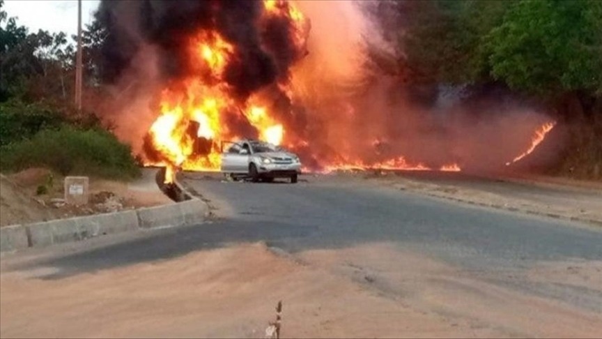 При взрыве бензовоза в Нигерии погибли 20 человек
