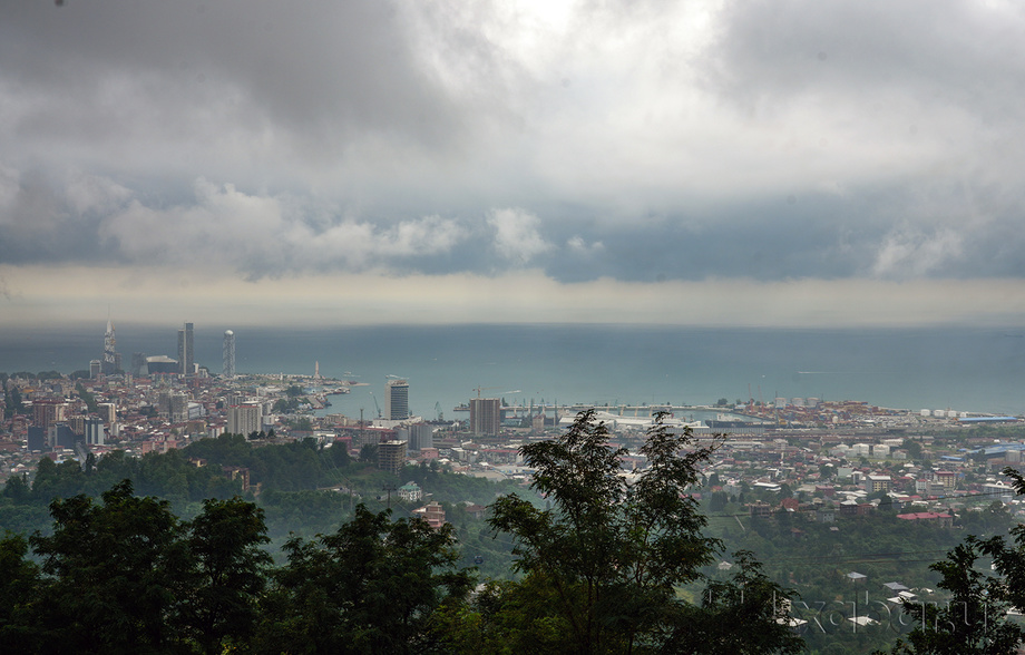 С 1 января узбекистанцы, посещающие Грузию, должны иметь обязательное медстрахование