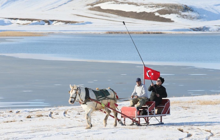 Туркия хилма-хил машғулотлари билан қишки туризм марказига айланмоқда (фоторепортаж)