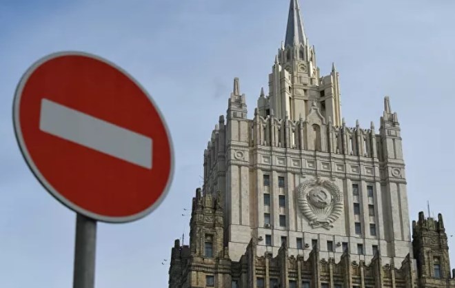 Rossiya AQSh razvedkasi va FQB rahbariga qarshi sanksiyalar joriy qildi