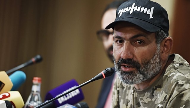 Лидер оппозиции Никол Пашинян заявил о готовности стать премьером Армении