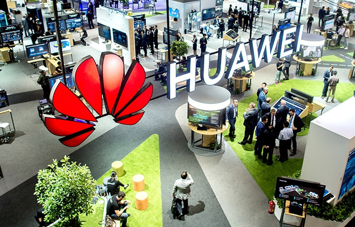 Huawei заявила о готовности к диалогу с Еврокомиссией