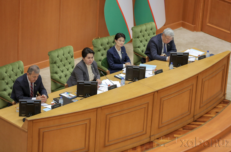 Tver samimiy elonlari Viktoriya Bekxem kokragini chaqnadi