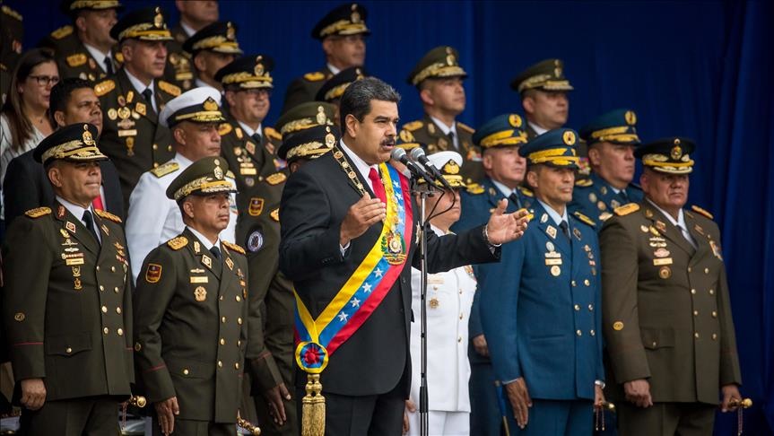 Венесуела президентига суиқасд уюштирилди