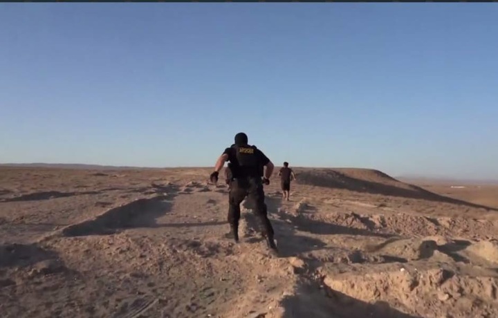 «Олтин тоғ» васвасаси: Навоийда жиноий гуруҳ қўлга олинди