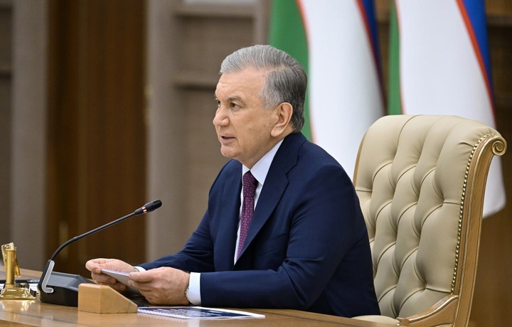 Президент раислигида видеоселектор йиғилиши бошланди