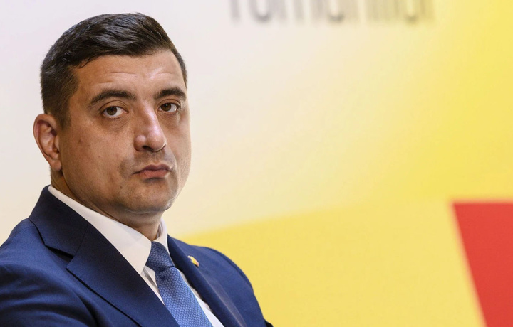Руминиядаги президент сайловининг 1-турида Симионнинг қўли баланд келди