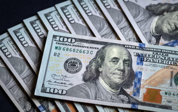 Олмалиқда автокорхонага ишга кириш учун 3 000 АҚШ доллари талаб қилган фирибгар ушланди