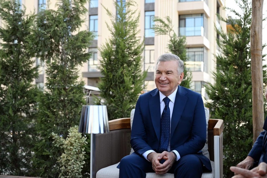 Президент 8 гектарлик янги мажмуани бориб кўрди