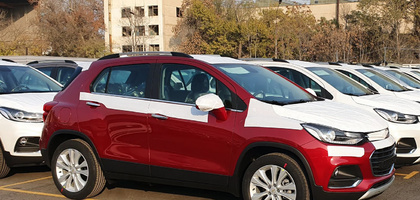 «UzAuto Motors xalqni istalgan yolg‘onga ishonib ketadigan laqma va savodsiz, deb hisoblaydi» — iqtisodchi