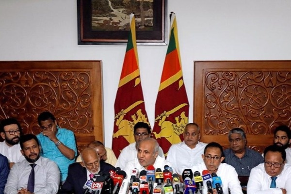 Шри-Ланкада мусулмон вазирлар истеъфо берди