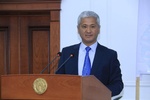 Sharof Rashidov tumani hokimi M.Xolbo‘tayev. 