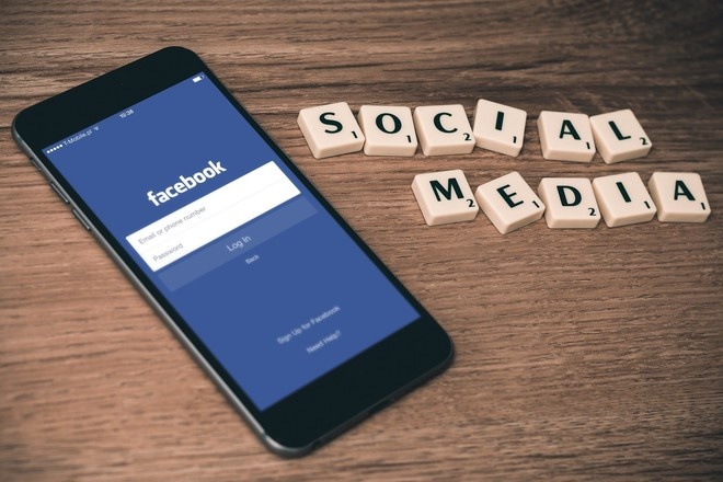 Facebook будет бороться против дезинформации на Украине