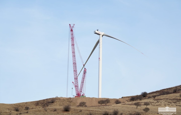 Bo‘stonliqda 20 ming xonadonni elektr bilan ta’minlaydigan ShES qurilyapti