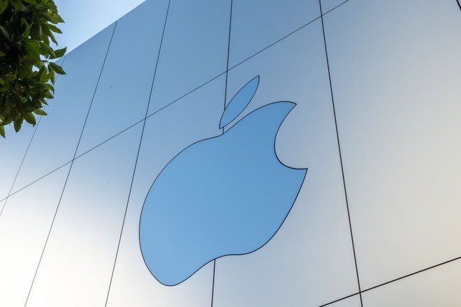 Apple рекомендовала своим сотрудникам работать из дома из-за коронавируса